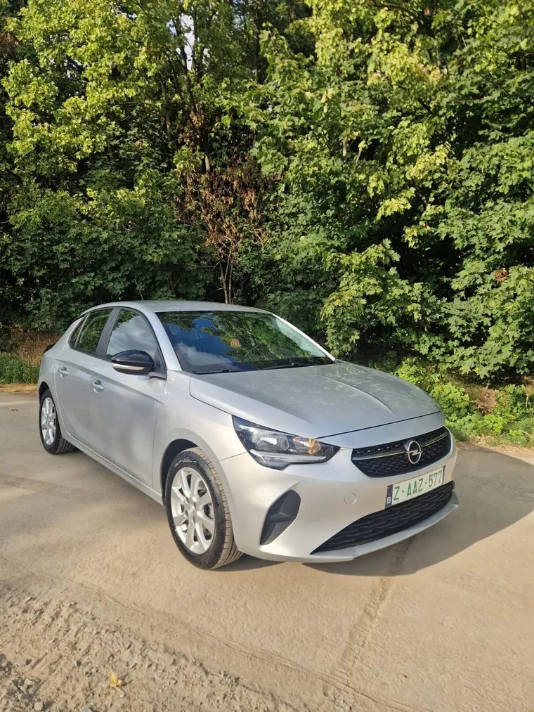 Corsa / Camera / stuurverwarming / Navi ...